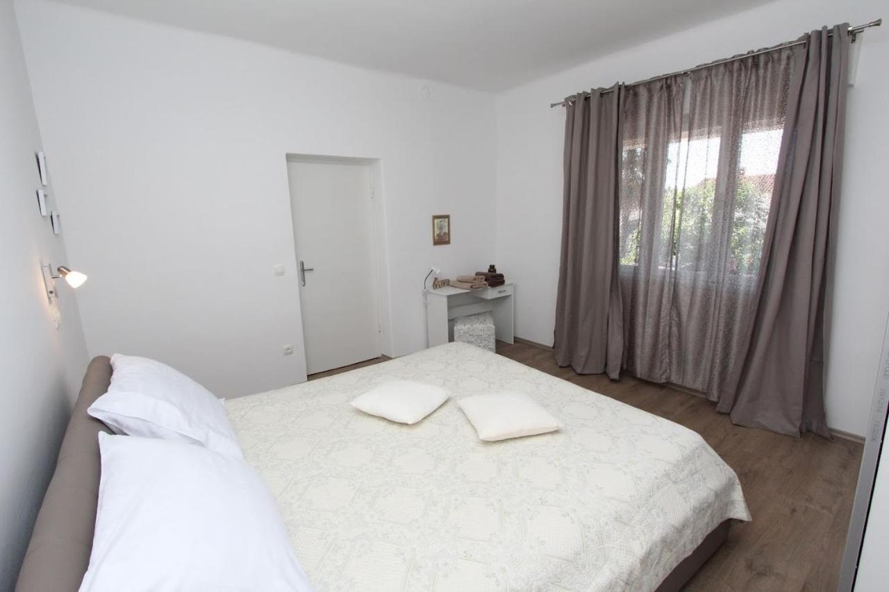 Kika Apartment Rovinj Exterior photo